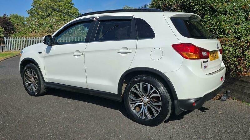 Mitsubishi ASX 2.2 Di-d Zc-h White #4