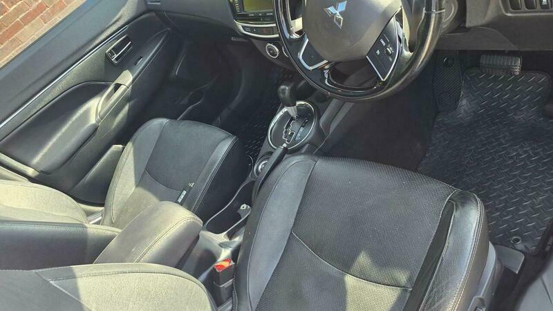 Mitsubishi ASX 2.2 Zc-h 4Wd Brown #17