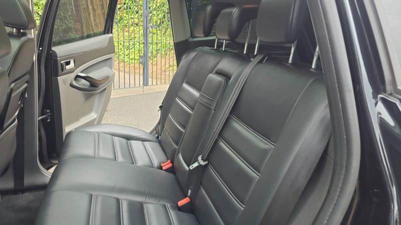 Ford Kuga 2.0 Tdci Titanium Awd Euro 5 Black #20