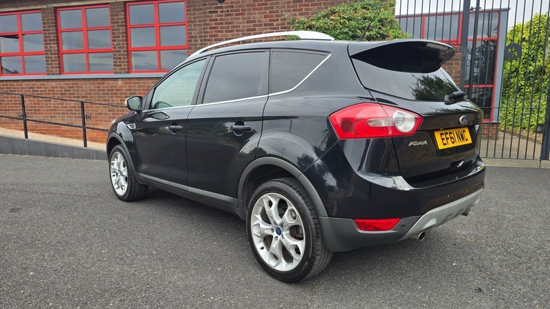 Ford Kuga 2.0 Tdci Titanium Awd Euro 5 Black #3