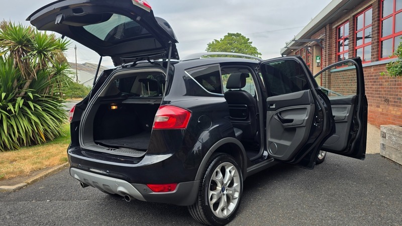 Ford Kuga 2.0 Tdci Titanium Awd Euro 5 Black #35