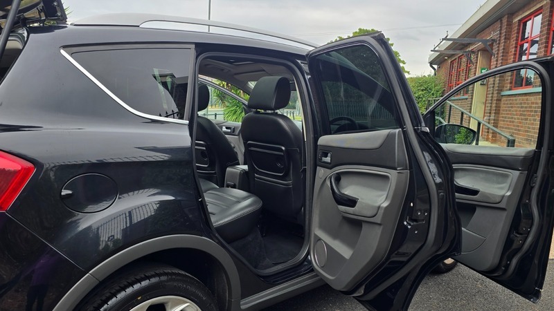Ford Kuga 2.0 Tdci Titanium Awd Euro 5 Black #33