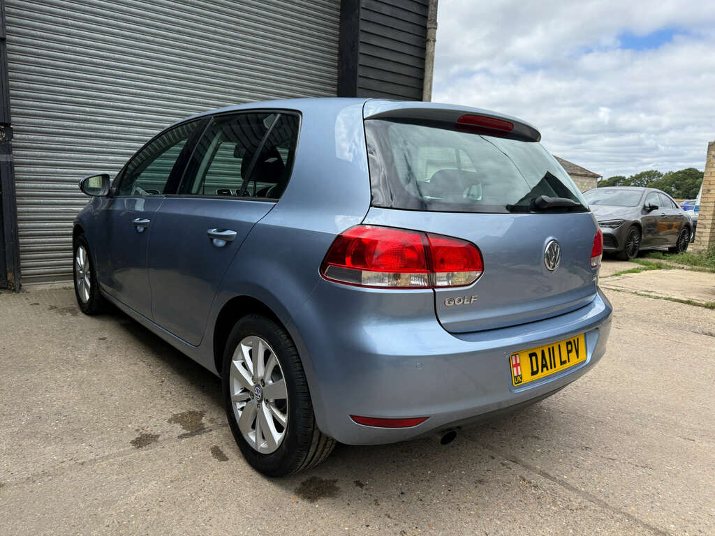 Volkswagen Golf 1.6 Golf Match Tdi Dsg Blue #2