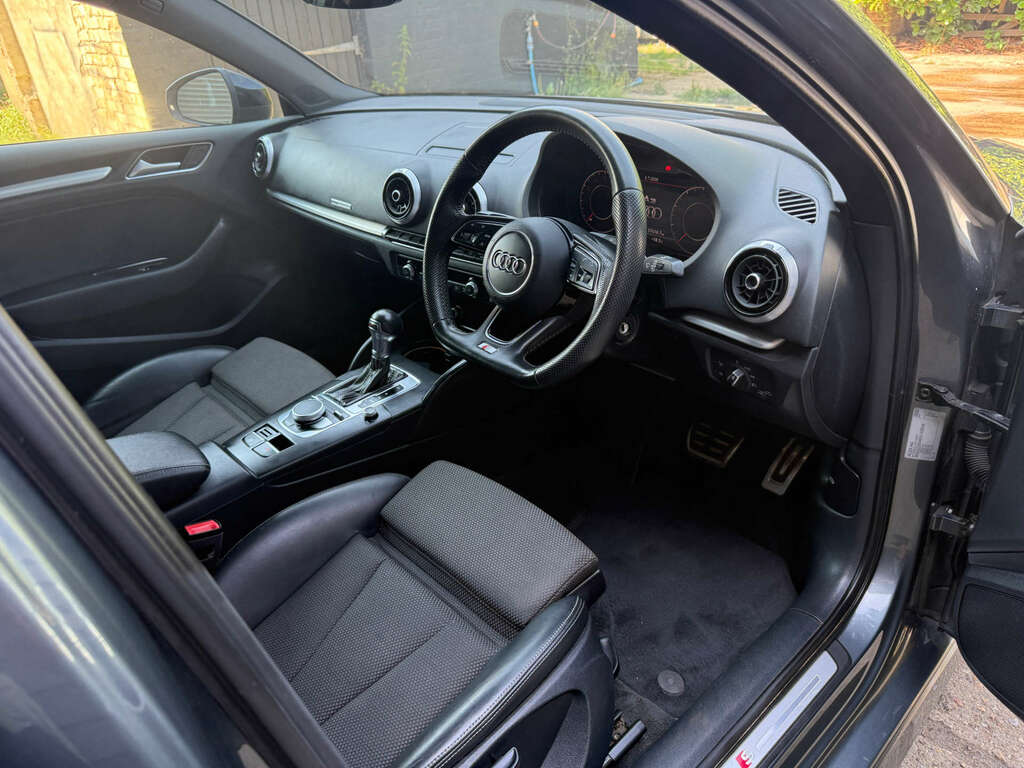 Audi A3 1.5 A3 Black Edition 35 Tfsi KL19YZF Grey #2