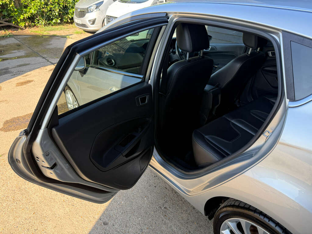 Ford Fiesta 1.0 Fiesta Titanium X LP16NXV Silver #6