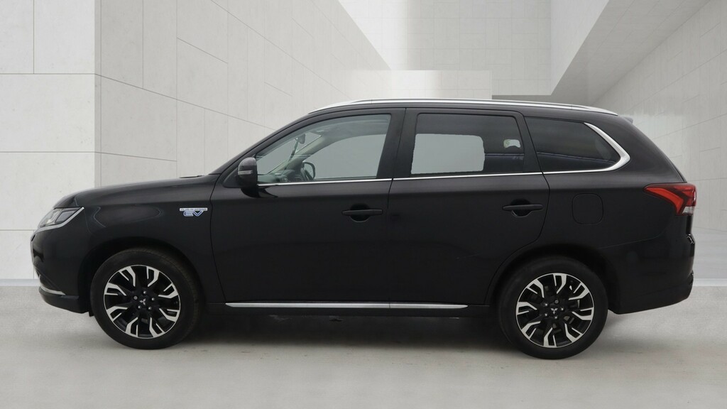 Mitsubishi Outlander 2.0 H 12Kwh 4H Black #5