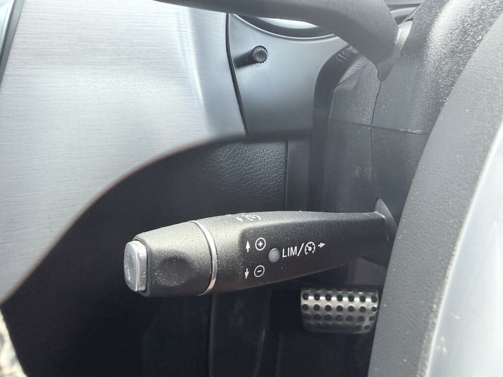 Mercedes-Benz M Class Automatic Silver #22