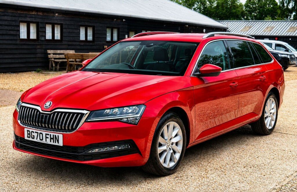 Skoda Superb Estate 150Hp Dsg Se Technology 2020 Red