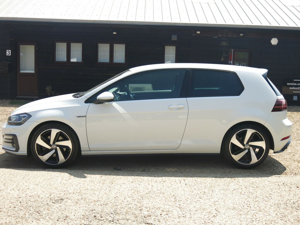Volkswagen Golf Hatchback 180Hp Dsg Gtd 2017 YH67SBY White #2