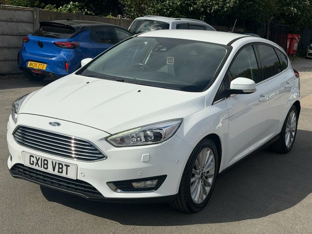 Ford Focus 1.0T Ecoboost Titanium X Hatchback White #6