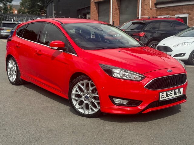 Ford Focus 1.0T Ecoboost Zetec S Hatchback Eu Red