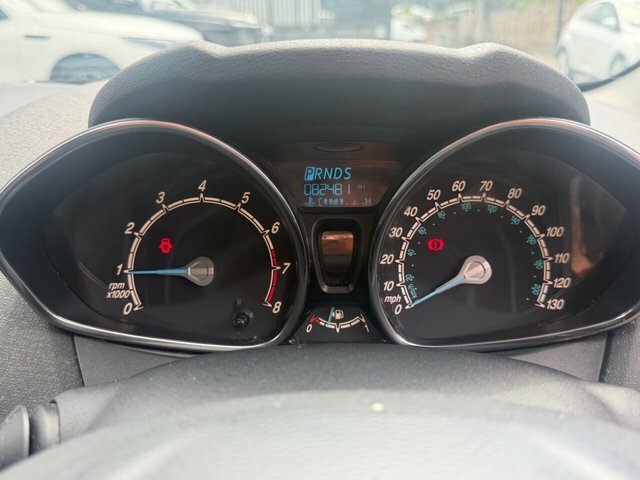 Ford Fiesta 1.5L 1.5 Tdci Zetec Euro 5 Black #31