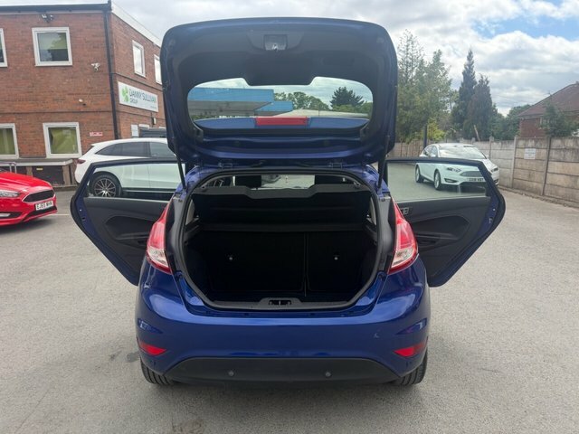 Ford Fiesta 1.5L 1.5 Tdci Zetec Euro 5 Black #19