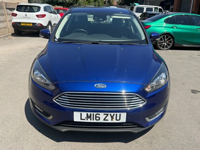 Ford Focus 1.0T Ecoboost Titanium Hatchback E Blue #4