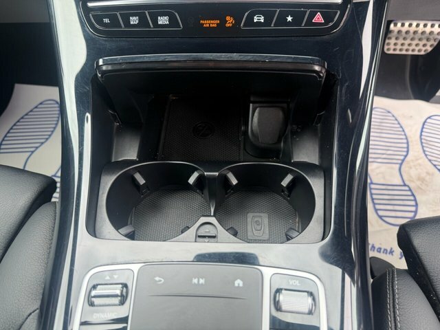 Mercedes-Benz EQC Eqc 400 300Kw Amg Line 80Kwh Black #47