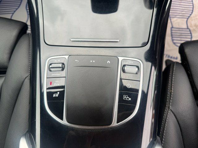 Mercedes-Benz EQC Eqc 400 300Kw Amg Line 80Kwh Black #48