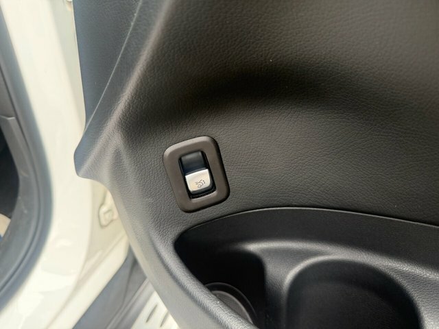 Mercedes-Benz EQC Eqc 400 300Kw Amg Line 80Kwh Black #30