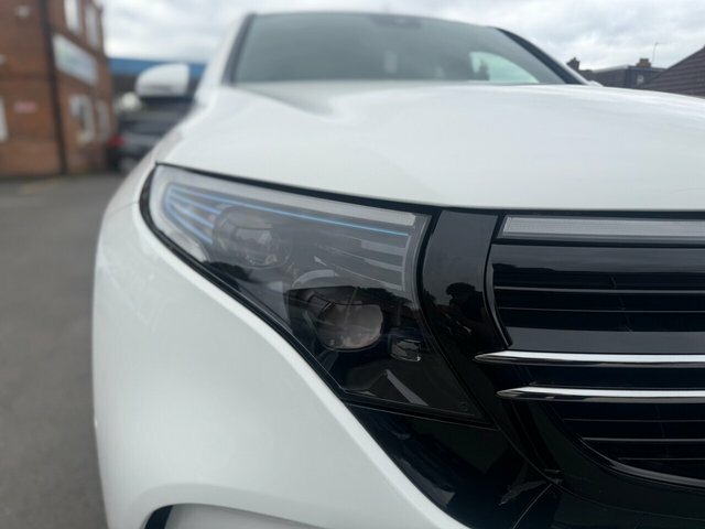 Mercedes-Benz EQC Eqc 400 300Kw Amg Line 80Kwh Black #25