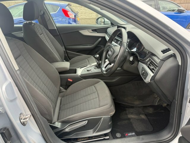 Audi A4 2.0 Tdi Ultra Sport Estate S Tronic Eur White #45