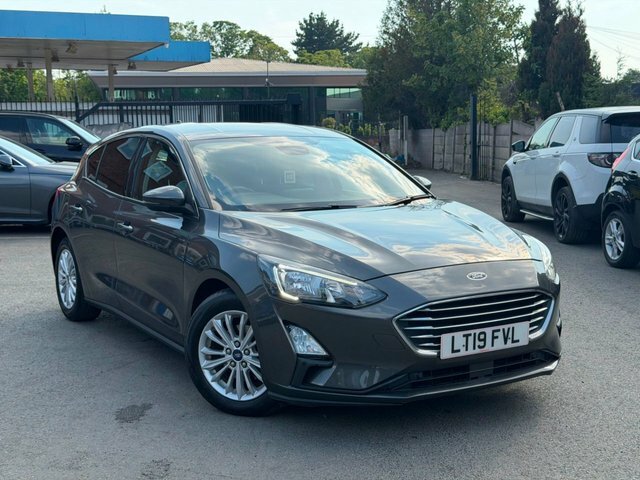 Ford Focus 1.0T Ecoboost Titanium Hatchback E Grey