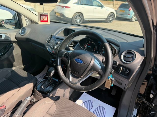 Ford Fiesta 1.0T Ecoboost Zetec Hatchback Powershif Black #2