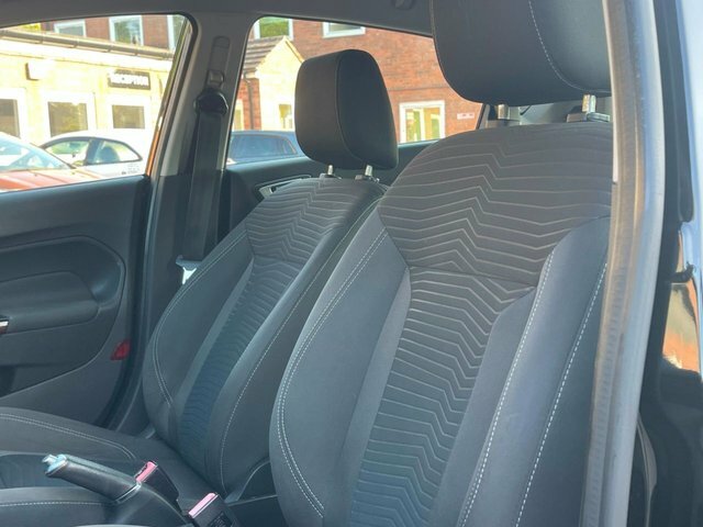 Ford Fiesta 1.0T Ecoboost Zetec Bo Play Series Euro 6 S S Brown #47