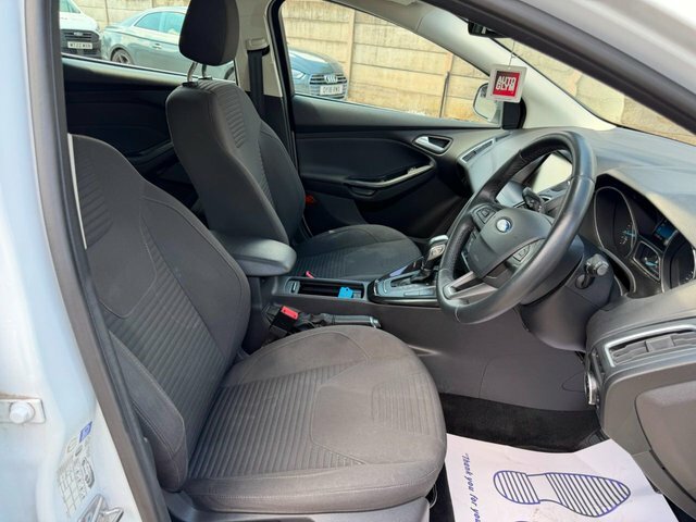 Ford Focus 1.0T Ecoboost Titanium Hatchback E MW16OSX White #3
