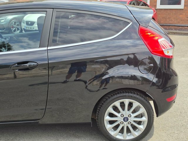 Ford Fiesta 1.0 Ecoboost Zetec Red #17