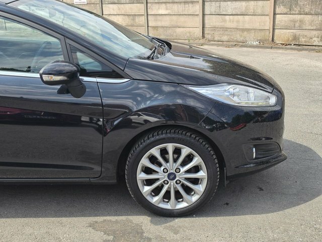 Ford Fiesta 1.0 Ecoboost Zetec Red #4