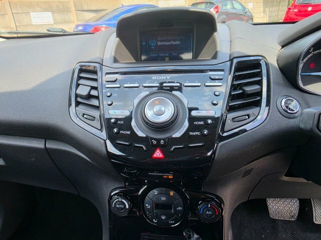 Ford Fiesta 1.0 Ecoboost Zetec Red #44