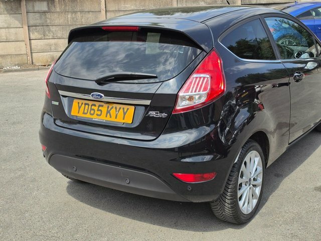 Ford Fiesta 1.0 Ecoboost Zetec Red #11