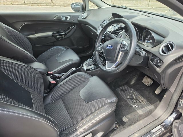 Ford Fiesta 1.0 Ecoboost Zetec Red #2