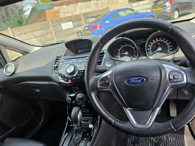 Ford Fiesta 1.0 Ecoboost Zetec Red #41