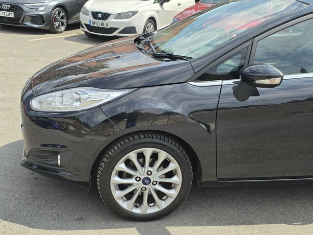 Ford Fiesta 1.0 Ecoboost Zetec Red #21