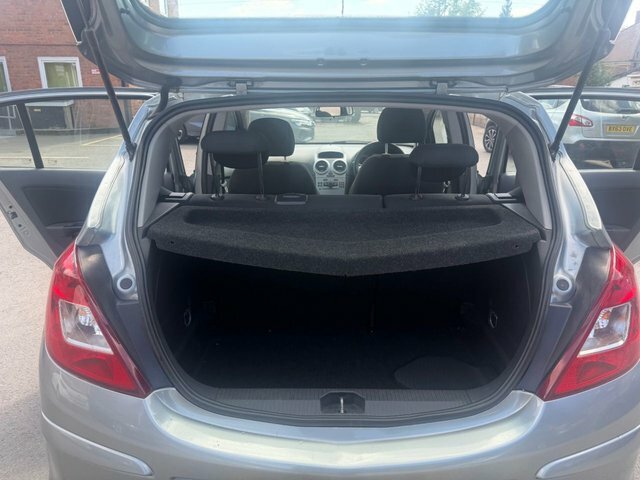 Vauxhall Corsa Active Red #18