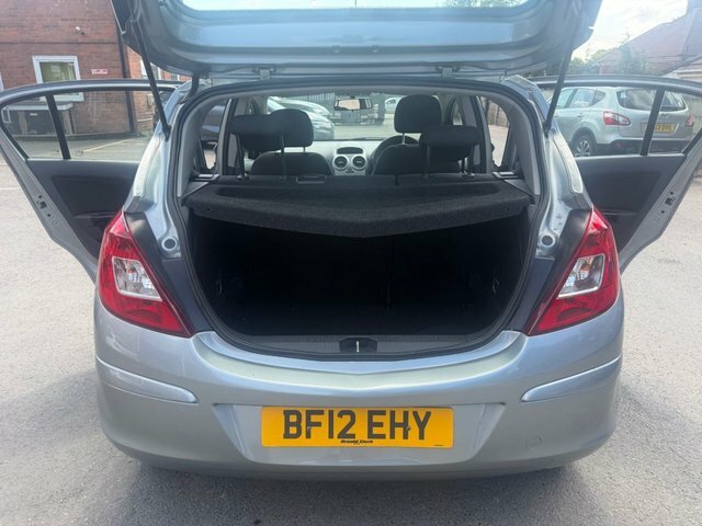 Vauxhall Corsa Active Red #17