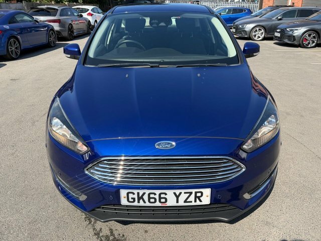 Ford Focus 1.0T Ecoboost Titanium Hatchback E GK66YZR Blue #4