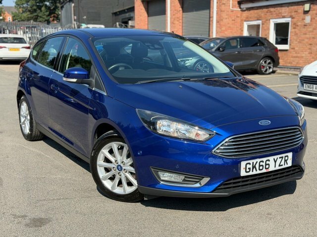 Ford Focus 1.0T Ecoboost Titanium Hatchback E GK66YZR Blue #2