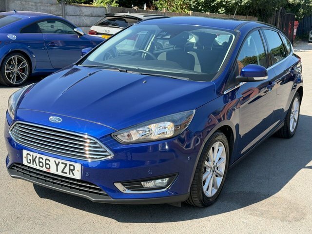 Ford Focus 1.0T Ecoboost Titanium Hatchback E GK66YZR Blue #5