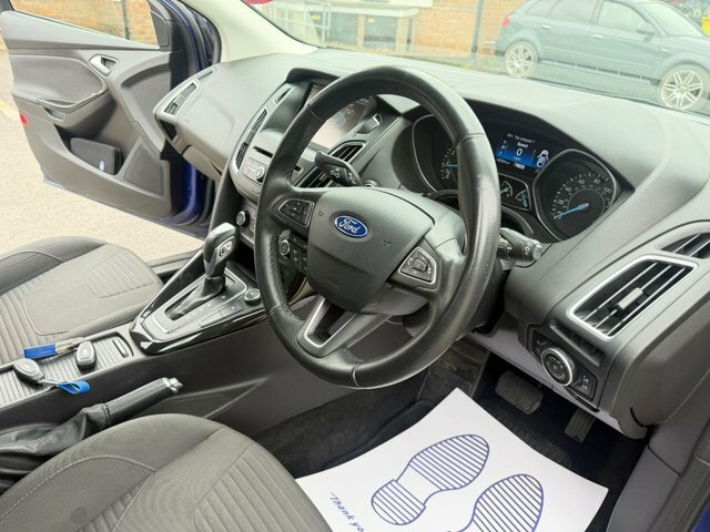 Ford Focus Blue #25