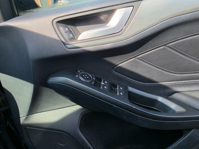 Ford Focus 1.0 Ecoboost 125 Active Grey #31