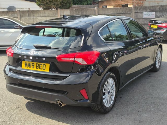 Ford Focus 1.0 Ecoboost 125 Active Grey #10