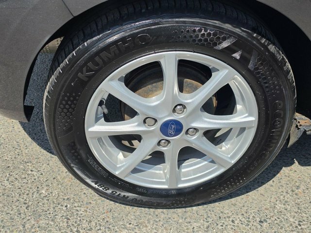 Ford Fiesta Hatchback Grey #48