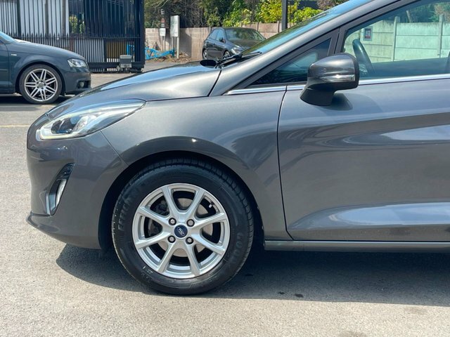 Ford Fiesta Hatchback Grey #12