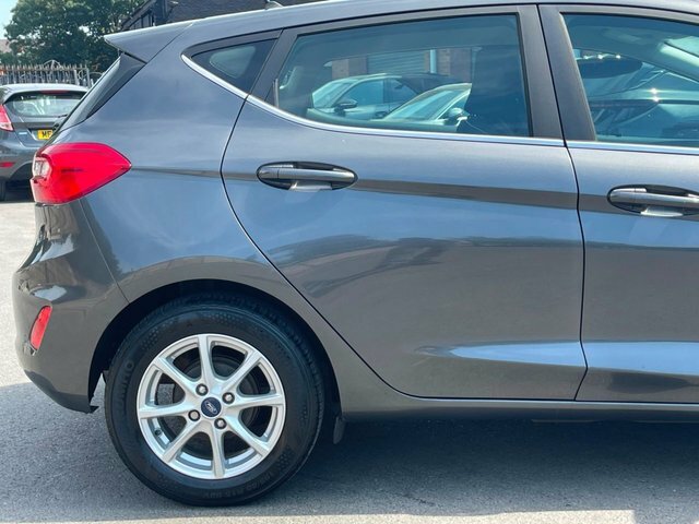 Ford Fiesta Hatchback Grey #7