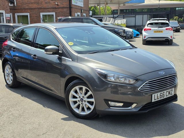 Ford Focus 1.0T Ecoboost Titanium Hatchback E Grey