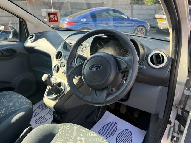 Ford KA Hatchback 1.2 Studio Euro 5 201212 Red #20