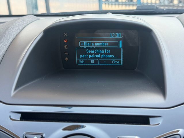 Ford Fiesta 1.0 Titanium 79 Bhp Blue #35