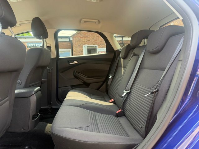 Ford Focus 1.0 Ecoboost 125 Titanium X Grey #63