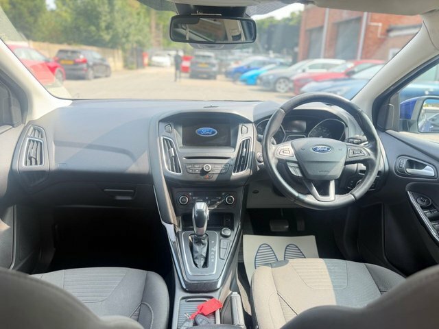 Ford Focus 1.0 Ecoboost 125 Titanium X Grey #8